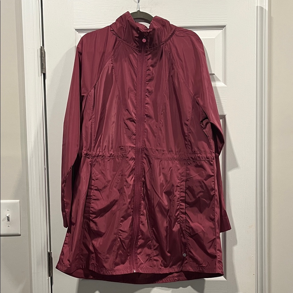 Apana Women's Maroon front zipper hoodie Jacket. Perfect for layering. XL New